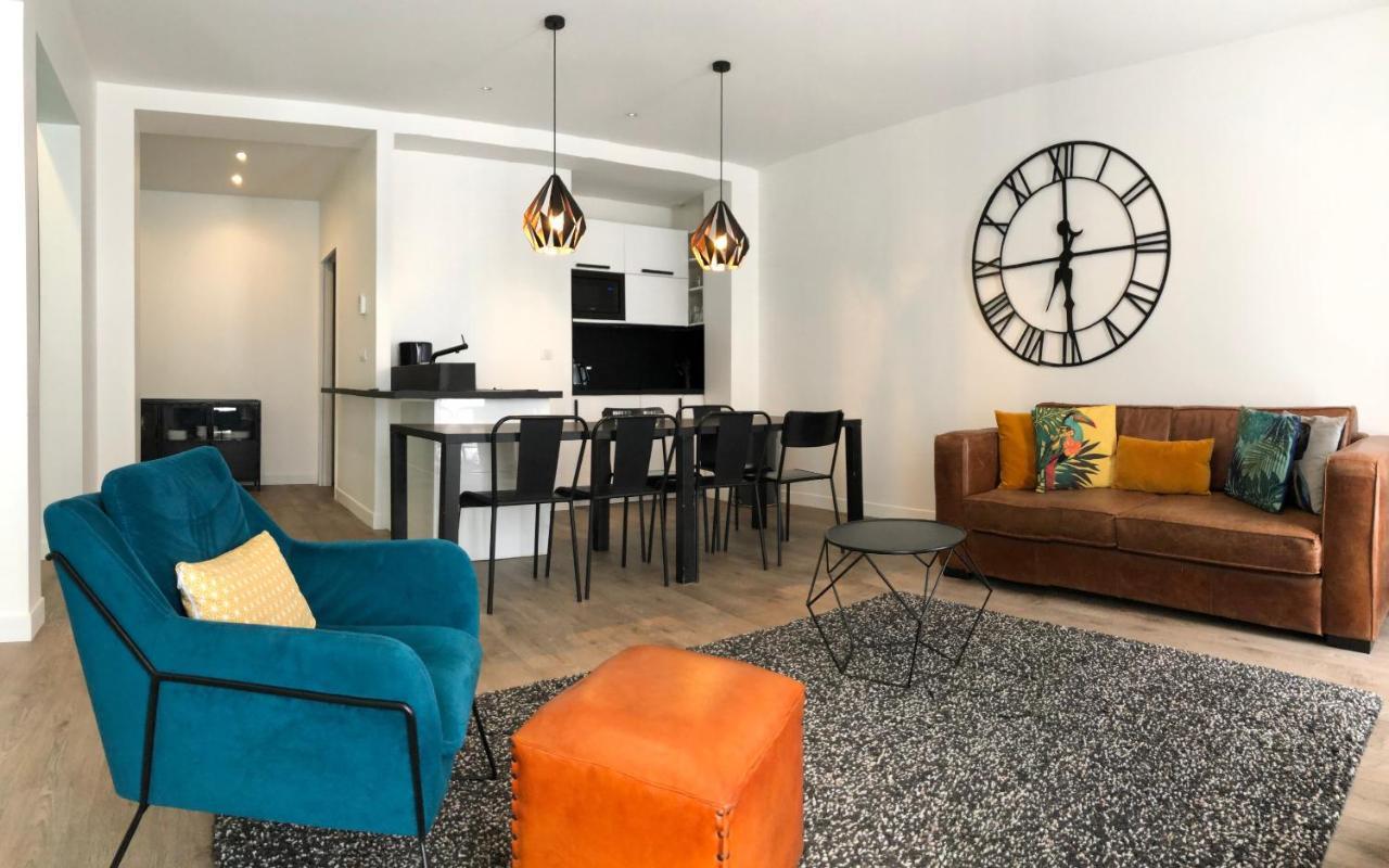 Elegant Appartement Dans Le Quartier Concorde A Paris Exterior photo